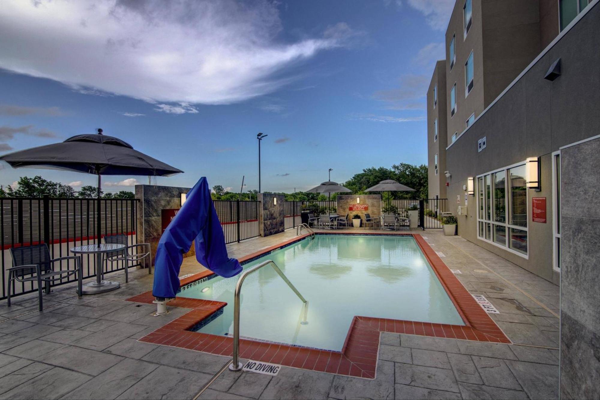 Towneplace Suites By Marriott Houston Hobby Airport 外观 照片