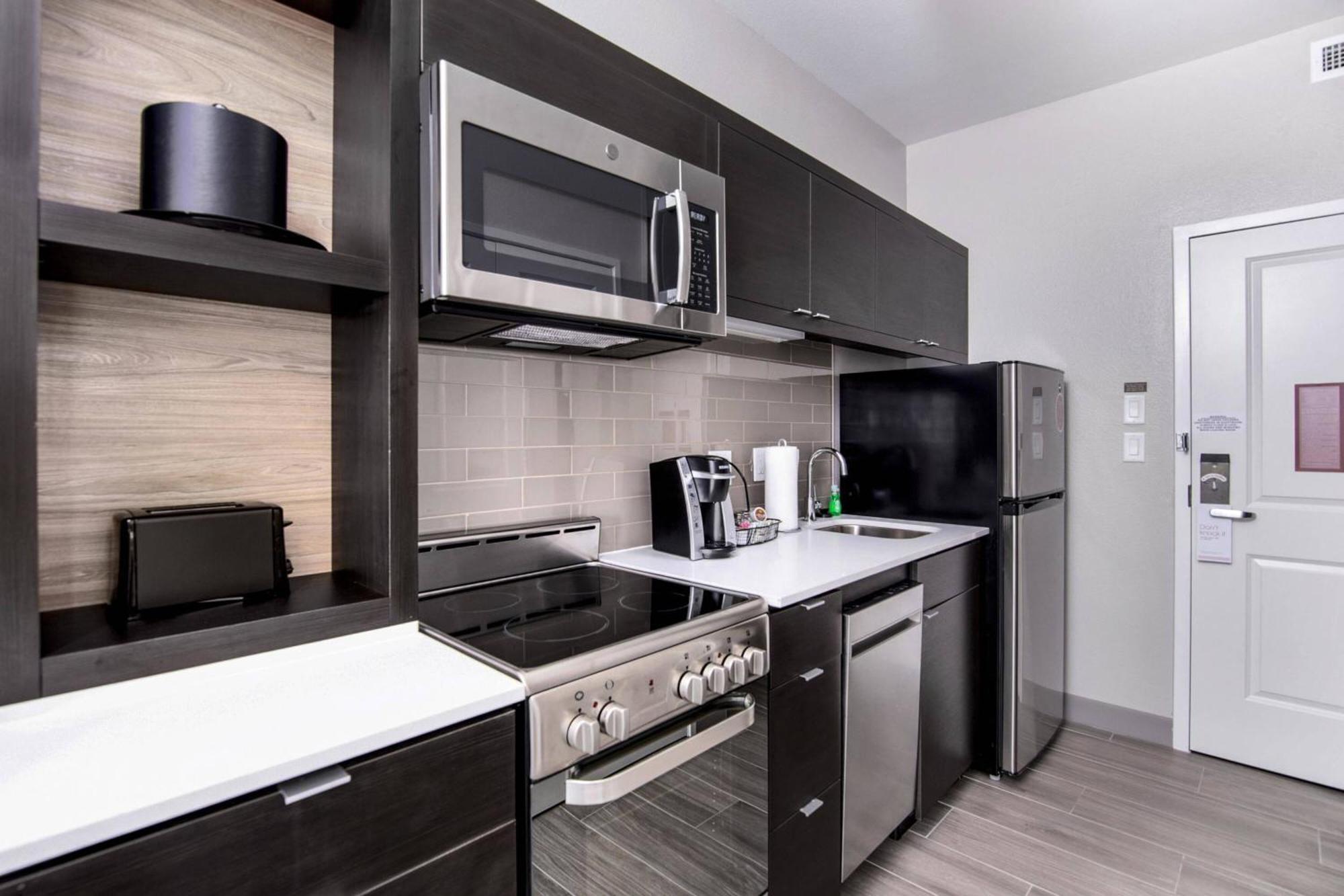 Towneplace Suites By Marriott Houston Hobby Airport 外观 照片